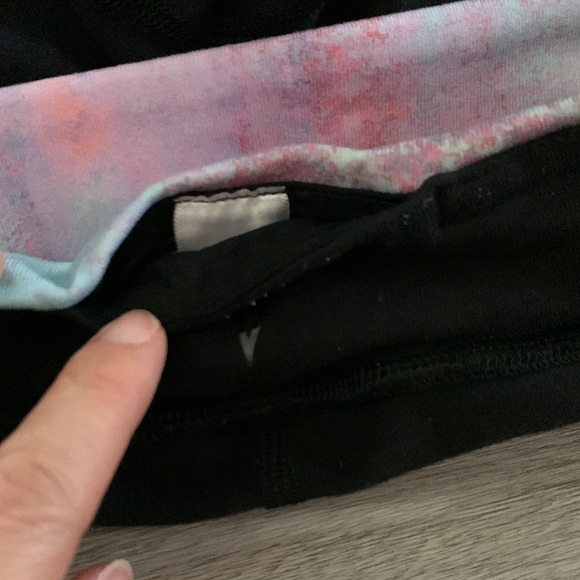 Ivivva Reversible Leggings (6) - Picture 6 of 6